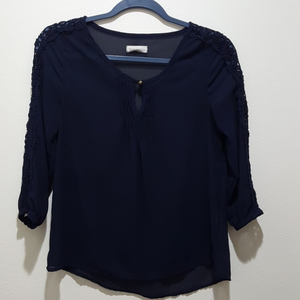 🛍 Rachael & Chloe Sheer Blouse